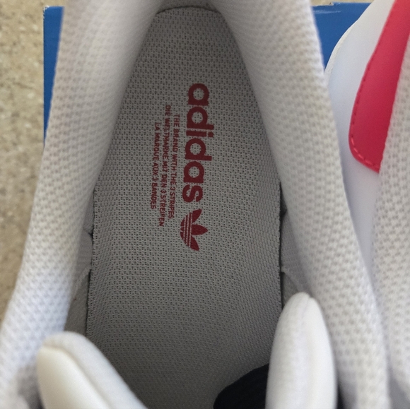 2020 Adidas Originals Superstar Vivid Red White H68094 Mens 10.5. DEAD STOCK - Picture 6 of 11